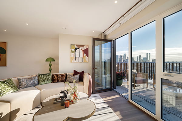 Bow Green – St James, Berkeley Group, Bow, Londra